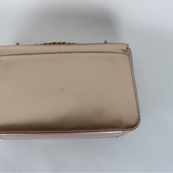 Tory Burch Metallic Patent Leather Mercer Shoulder Bag - Rose Gold - Picture 12 of 14